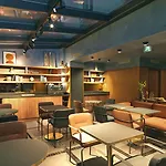 Le Katorze Hotel